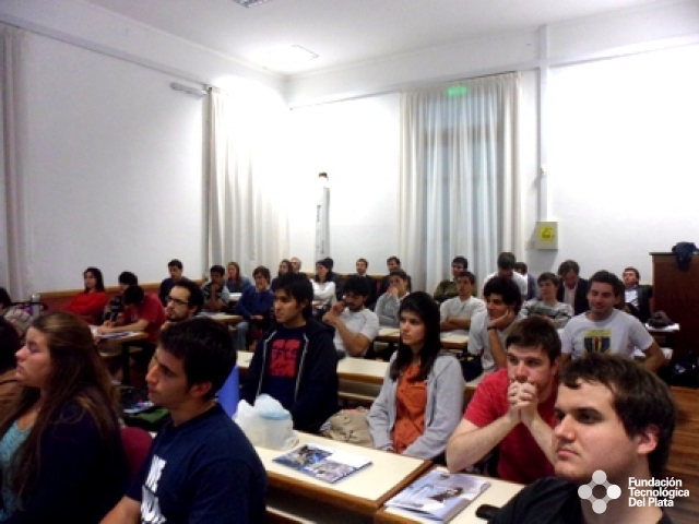 Jovenes asistentes 86